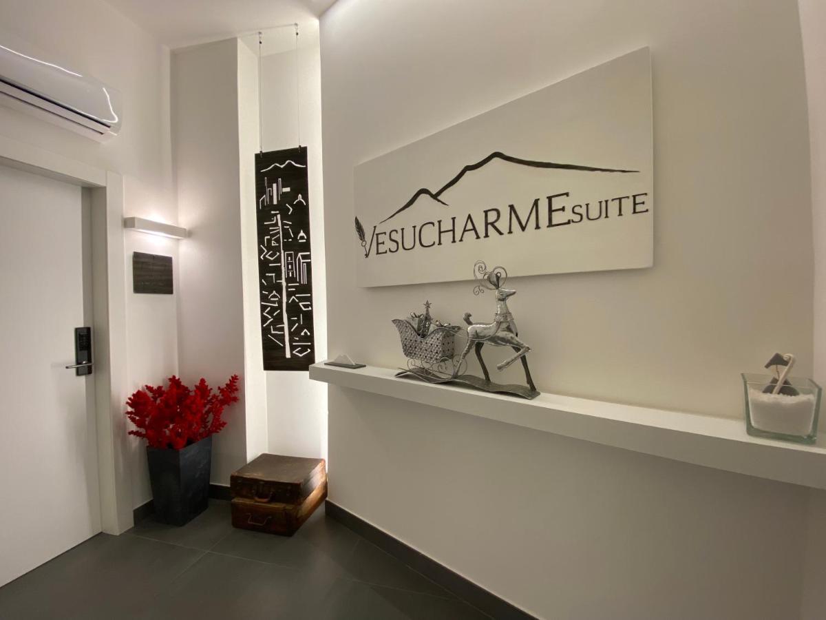 Vesucharme Suite Luxury Room Неаполь Экстерьер фото